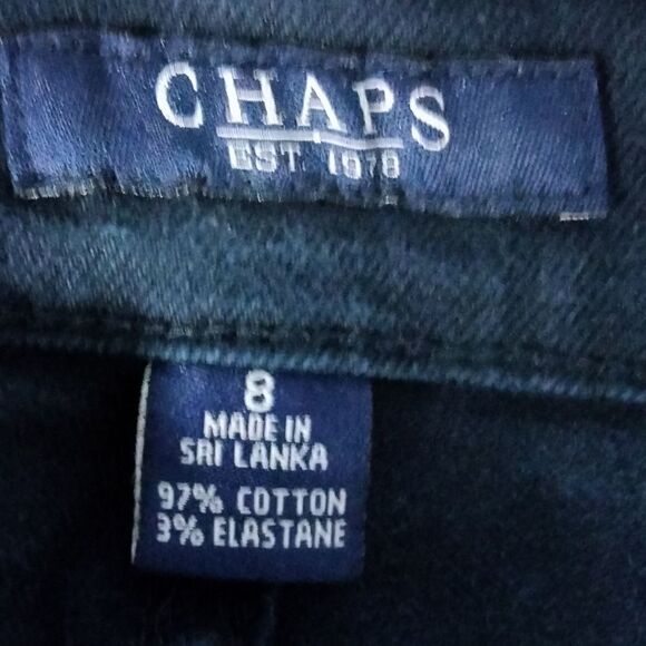 "Chaps" woman's jean capris.  - Picture 5 of 6
